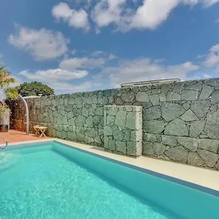Vero - Private In Villa