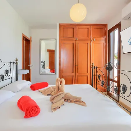Vero - Private In Villa